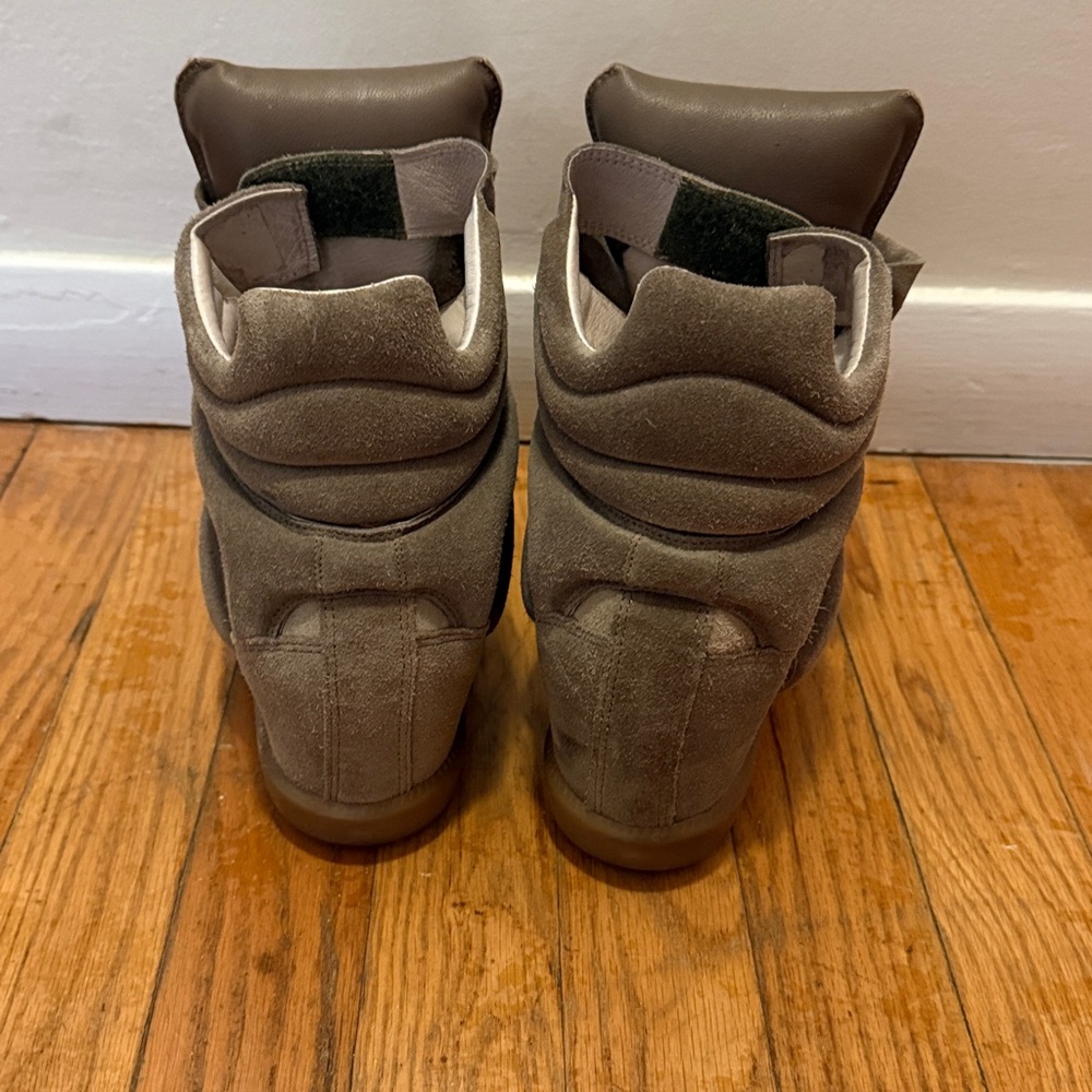 Isabel Marant Brown High-Top Sneakers - Picture 3 of 5